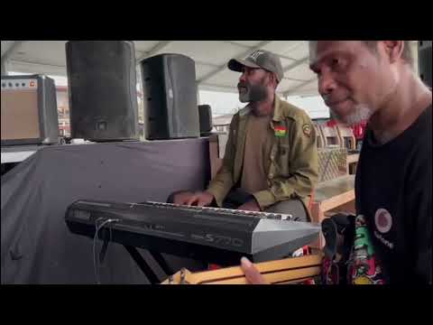 Solomon Island U-NIK7 BAND