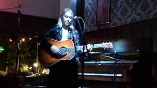 Phoebe Bridgers, Scott Street (Live), 11.02.2016, Pageturners Lounge, Omaha NE