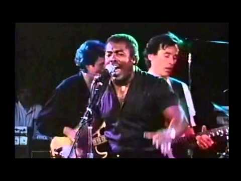 Ry Cooder, Bobby King and Terry Evans - How Can A Poor Man Stand Such Times and Live