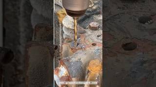 Remove a broken bolt|#bolt #screw #turning #precision #metal #parts #shorts #shortvideo #trending