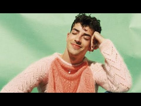 Manu Ríos for Esquire magazine || read description