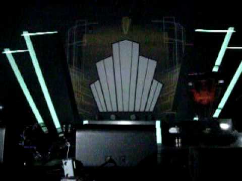 La Roux @ Terminal 5, NYC 6/7/10: Entrance to the stage