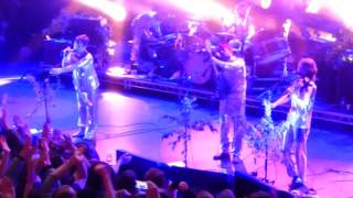 British Sea Power - Carrion / All In It / Funtime - Shepherds Bush Empire, 12/4/17