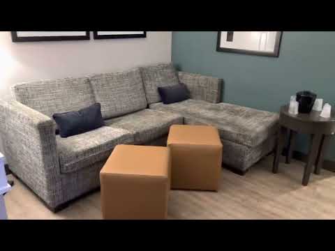 Comfort Inn & Suites Miami International Airport in Miami Springs - 1 King Suite