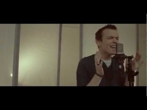 SWEET NOTHING (Medley with Love the Way You Lie & Titanium) - Connor Smith