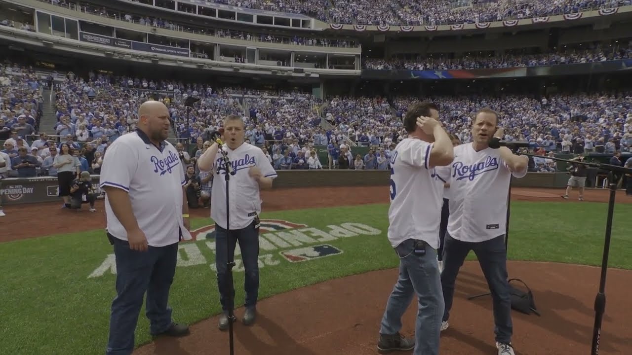 A Cappella National Anthem Stuns Royals Stadium MLB! 🎤🇺🇸⚾🔥