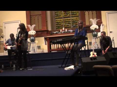 The Sonflowerz - Made To Shine - 33Miles Christmas Concert in NY 2013