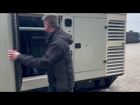 Doosan P126TI Stamford 275 kVA Silent generatorset stocknr 5598
