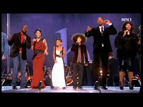 Willow's First Singing Debut At The Nobel Peace Prize In 09