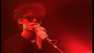The Jesus and Mary Chain, live "In a Hole" on the old grey whistle test. 12.03.1985 REMASTERED