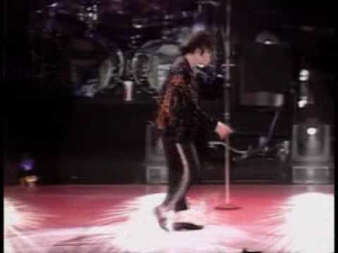 Michael Jackson's Longest Moonwalk