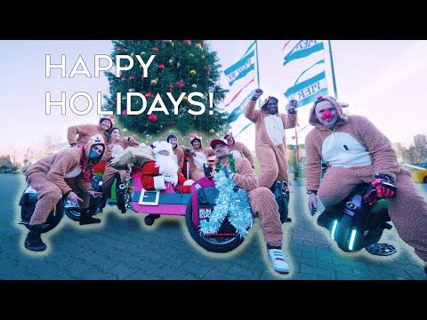 Electric Wheel Reindeer Pull Santa | Merry Christmas and Happy Holidays!