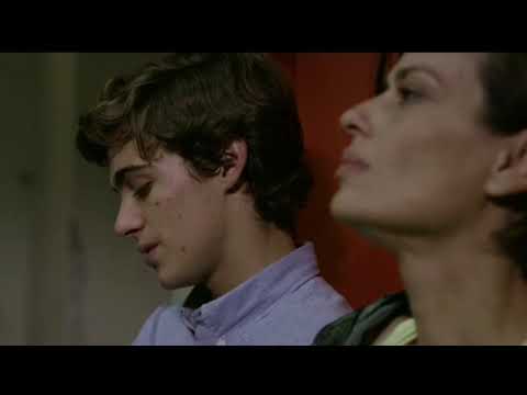Baby Season 1 Kiss Scene!!! Lorenzo Zurzolo and Claudia Pandolfi