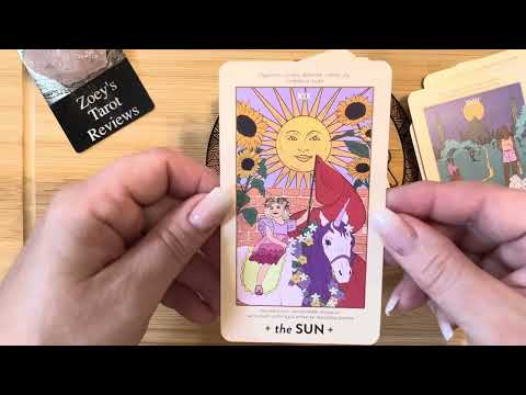 Neoteric Feminine Tarot Review and Flip Through, Keywords Version, Wyspell