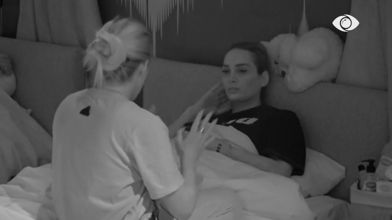 “E zgjati ai…”/ Juli u ndërhyn në bisedë për Romeon, Heidi: Të dy njëlloj jeni