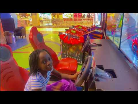 I Found the BEST Play Place at TRM!! 🎉 Games & LOL Moments at Funscape! 🛝🎮😂