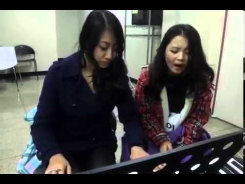 Lee Hi (이하이) & Cathy Young (캐시 영) practice MaMa Do for KpopStar