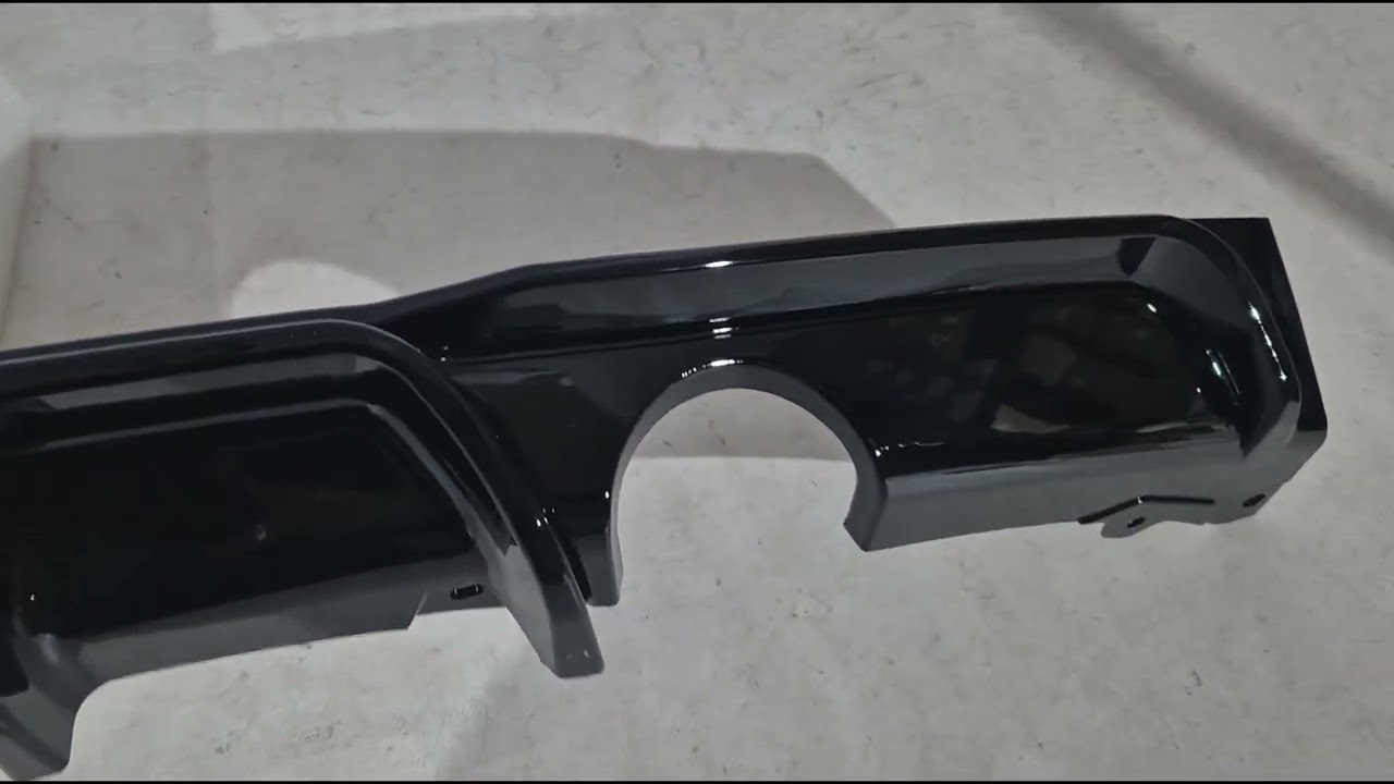 BMW 3 серия F30/F31 2012-2019 гг. Задний диффузор под двусторонний одиночный выхлоп (для M-Sport, ABS) Video 1