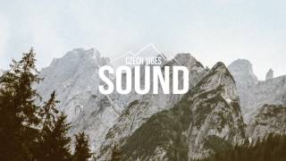 Jeff Kaale - Dancing In The Moonlight