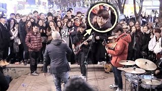 Video thumbnail of "구경하던 남학생 베이스 소름돋는 즉흥연주 라이브 (BLSG밴드 홍대버스킹)"