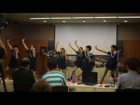 28102017 [FANCAM] Lullaby cover Dreamcatcher