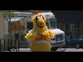 US Marshals Best Scene Chicken Suit Baby Hidden Gun Fight Opening Scene Movie Tommy Lee Jones