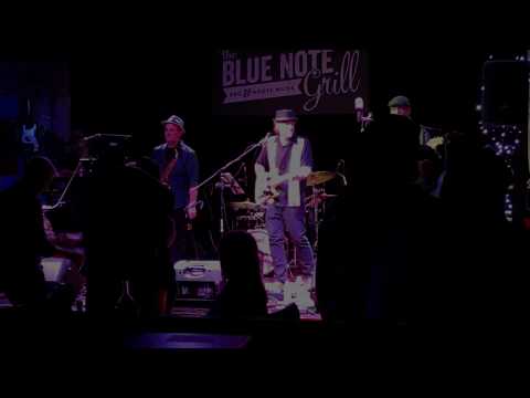 Mixing theGroovynators on a Yamaha MGP24x house console - Video 28