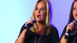 Karen Peck & New River - Daddy's Home (Live)