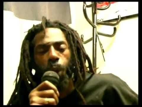 2011 Buju Banton Ft Mavado   Beg It Out [Nuh Fraid] Official Video Remix