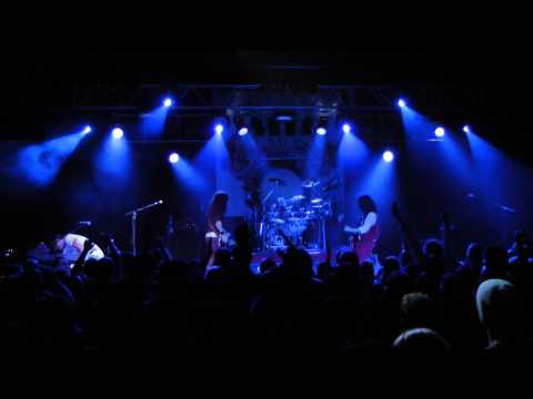 Almost Queen | I Want to Break Free - Dragon Attack - Bites The Dust | Starland Ballroom 2011-11-08