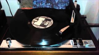 Virgin Prunes - The Moon looked down and laughed (Live)