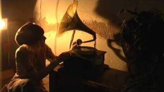 *Honourable Horrible Friend videoclip* Lilies on Mars