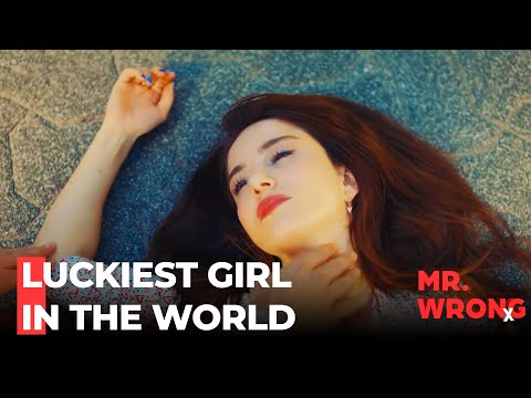 Ezgi is Hit by a Car - Mr. Wrong Episode 2