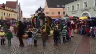 preview picture of video 'Frühlingsmarkt mit Osterbrunnenfest 2015 in Kösching (Teil 1)'