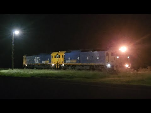 D731V PN down light engines (G525, BL27), Gheringhap to Murtoa, 1940, 2/10/25, Murtoa VIC 