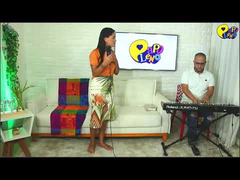 Stefhany cantando Calmaria No Programa Mayra Carvalho