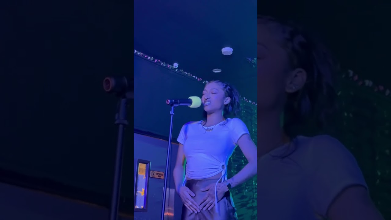 Promotional video thumbnail 1 for Nelia