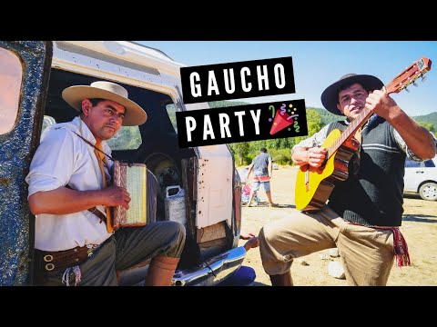 巴塔哥尼亞的高喬派對：阿根廷烤肉、高喬音樂+迷你競技表演｜阿根廷埃爾曼索 (GAUCHO PARTY in Patagonia: Argentine BBQ Asado, Gaucho Music + Mini Rodeo | El Manso, Argentina)