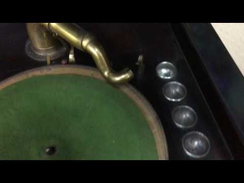 1920s Widdicomb Record Player
