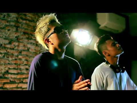 Afe Show "Ape Lookat - Without Me"