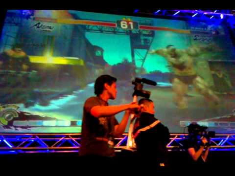 KaizenMaster - Tokido (AK) Vs Flash Metroid (ZA) - EVO2k11