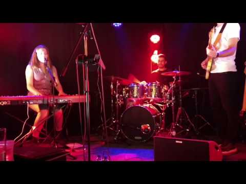 Billie Leyers ~ Facing Winter Live @ Het Keizershof Turnhout 29-10-2016