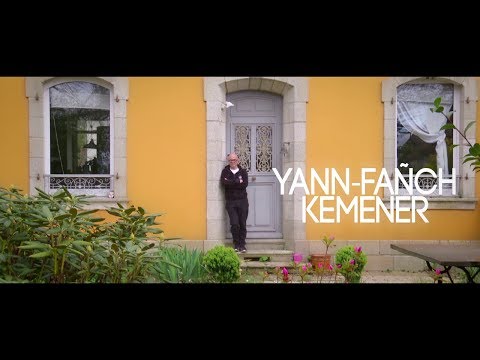 Yann-Fañch Kemener : « Chomet 'on staget deus barzhoniezh Yann-Bêr Kalloc'h » (VO/VOST)