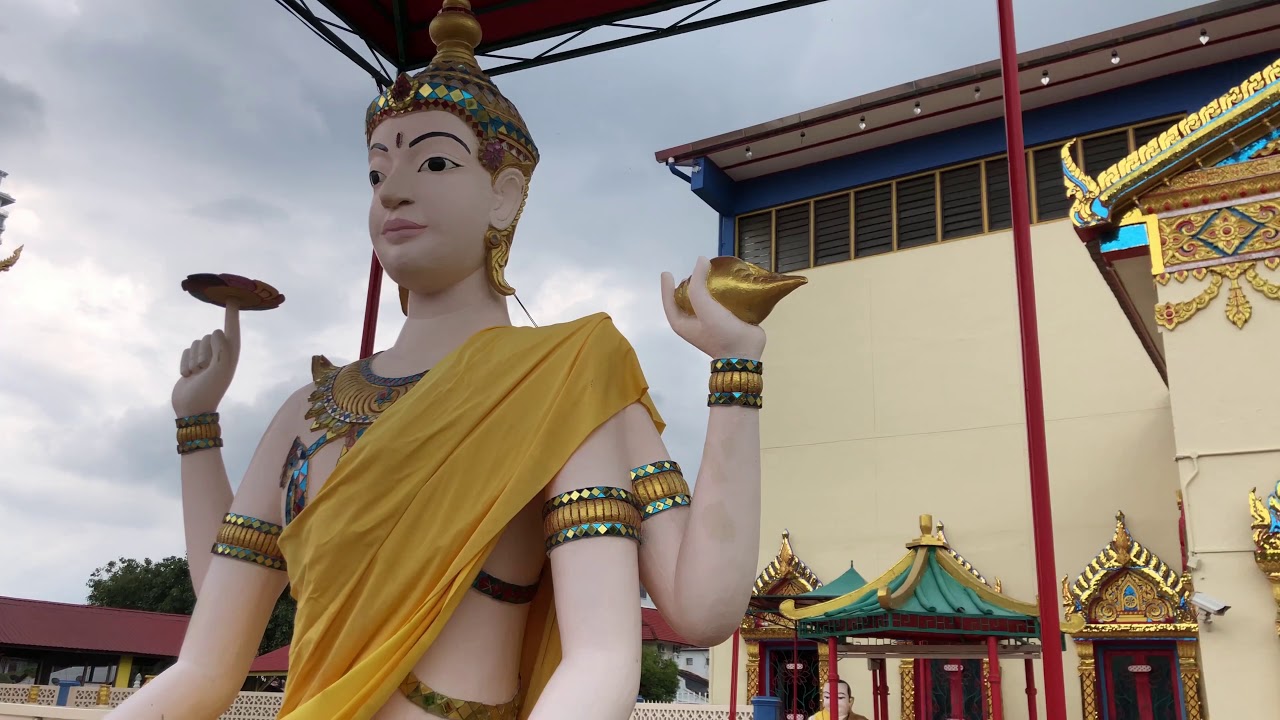 Embark on a virtual exploration of Wat Chaiya Mangkalaram.