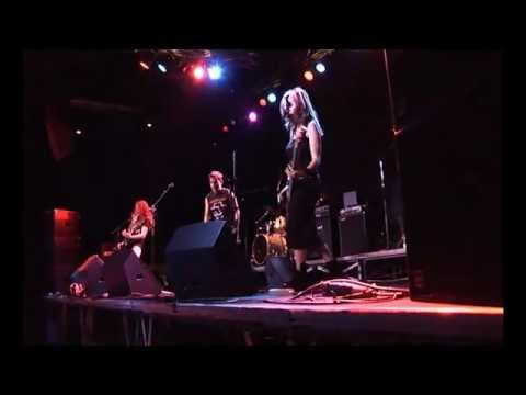Female NU Rock  Band Italy JADISH Loser Baby LIVE ( Beck Loser  Rock Version)