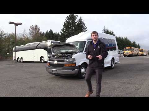 2011 Chevrolet Turtle Top 13 Passenger Shuttle Bus - S17060