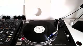 Those Two Girls - Wanna Make You Go...Uuh! (Tees King Mix)