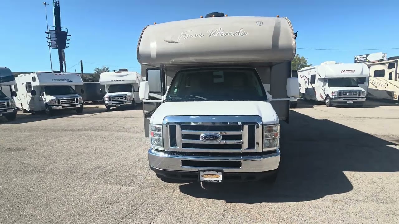 2014 Thor Motor Coach Four Winds Motor Home