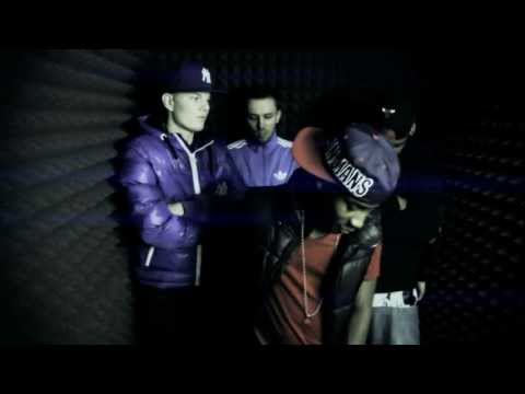 Deezy - Haterz Hate (prod. by Johnny Good) Studio Performance HD