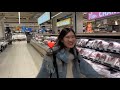 Une Japonaise dans un supermarché en France【Enchantée Erica】